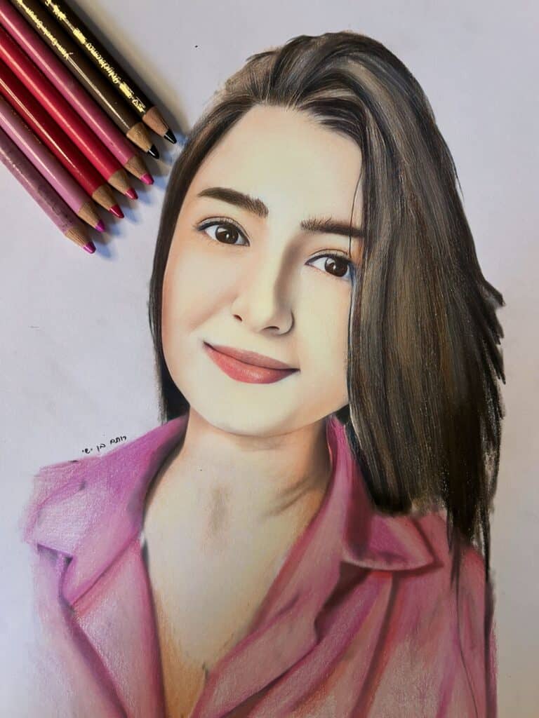 דיוקן פנים ציור בהזמנה אישית בעפרונות צבעוניים עבודת יד של רותם בן ישי