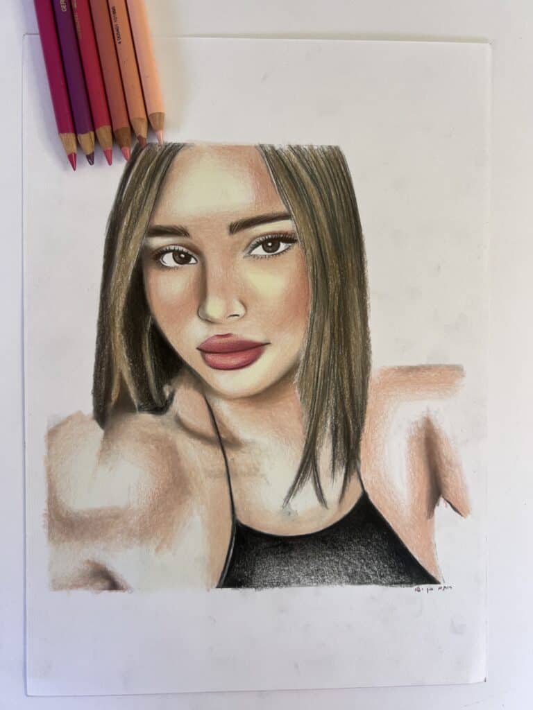 מתנה לאישה- ציור דיוקן פנים ציור בהזמנה אישית בעפרונות צבעוניים עבודת יד של רותם בן ישי