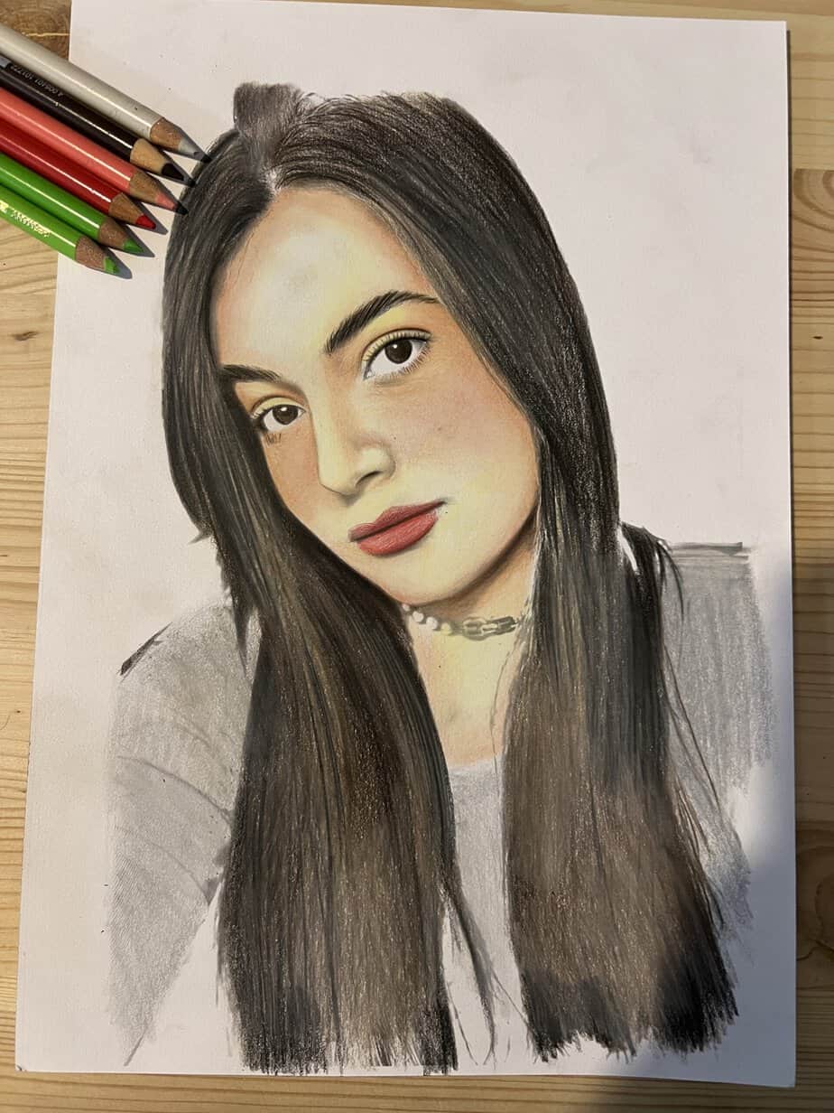 דיוקן פנים ציור בהזמנה אישית בעפרונות צבעוניים עבודת יד של רותם בן ישי